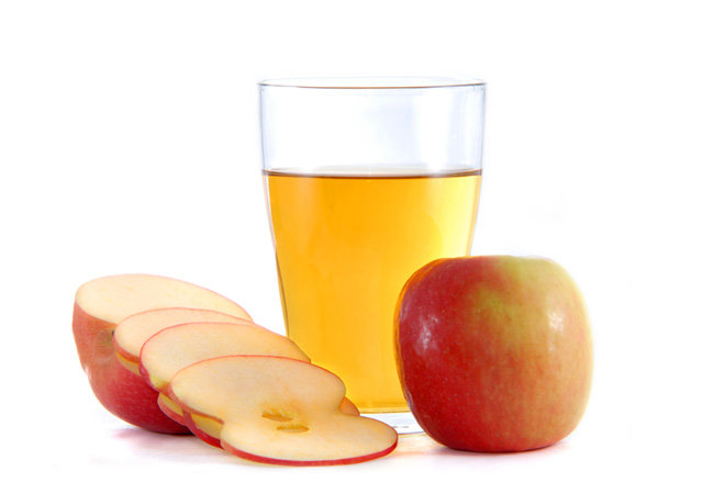 Apple cider vinegar - tummy flattening foods - IMAGE - Women's Health & Fitness
